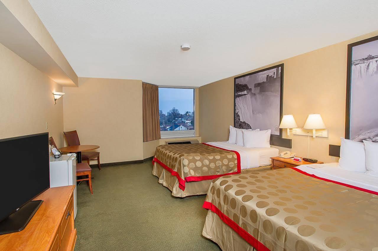 Ramada By Wyndham Near The Falls Niagara-Fälle