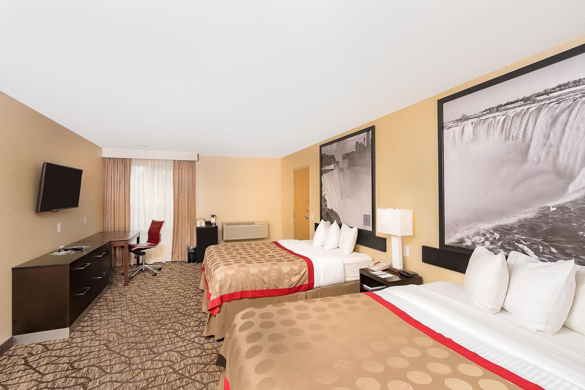 Hotel Ramada By Wyndham Near The Falls Niagara-Fälle