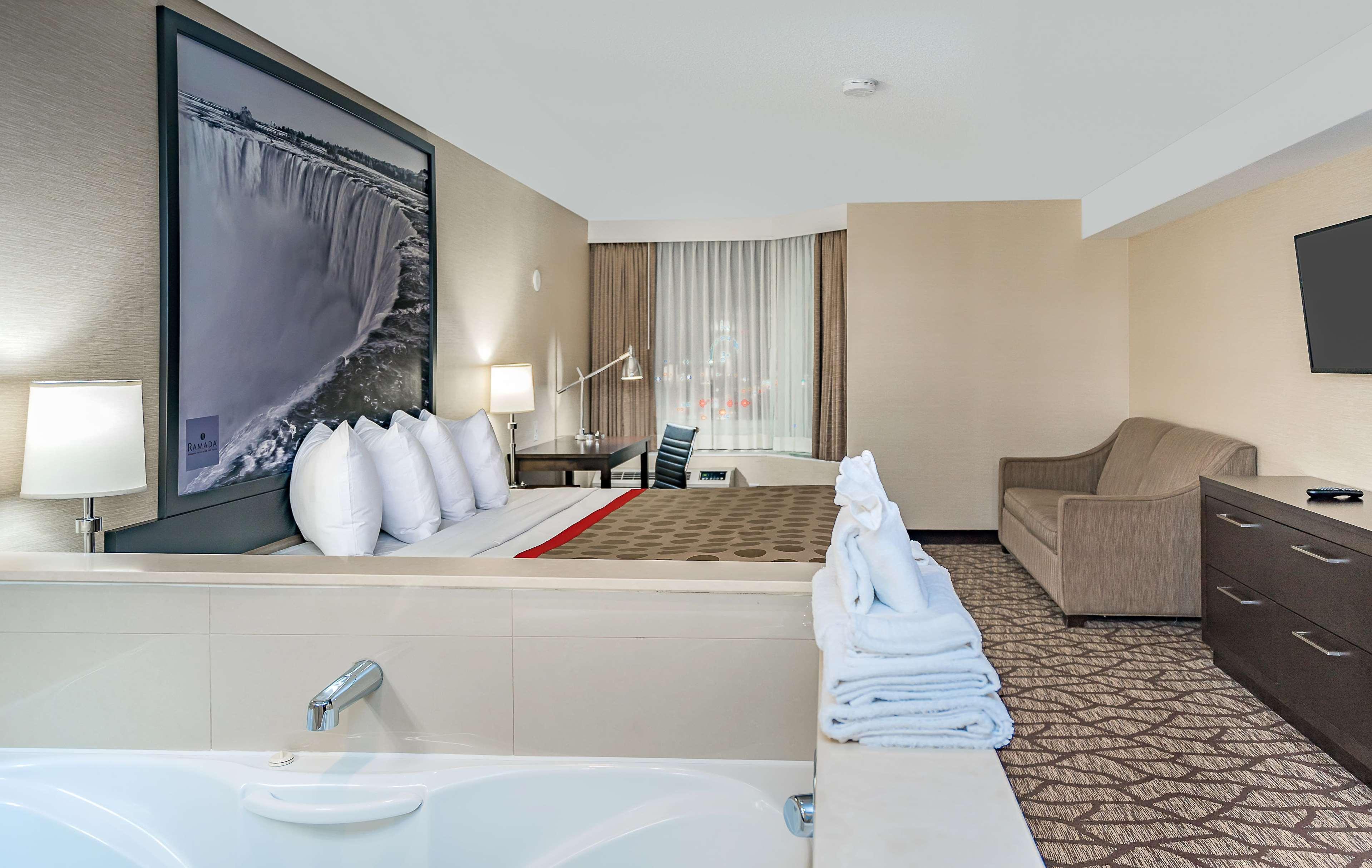 Ramada By Wyndham Near The Falls Hotel Niagara-Fälle