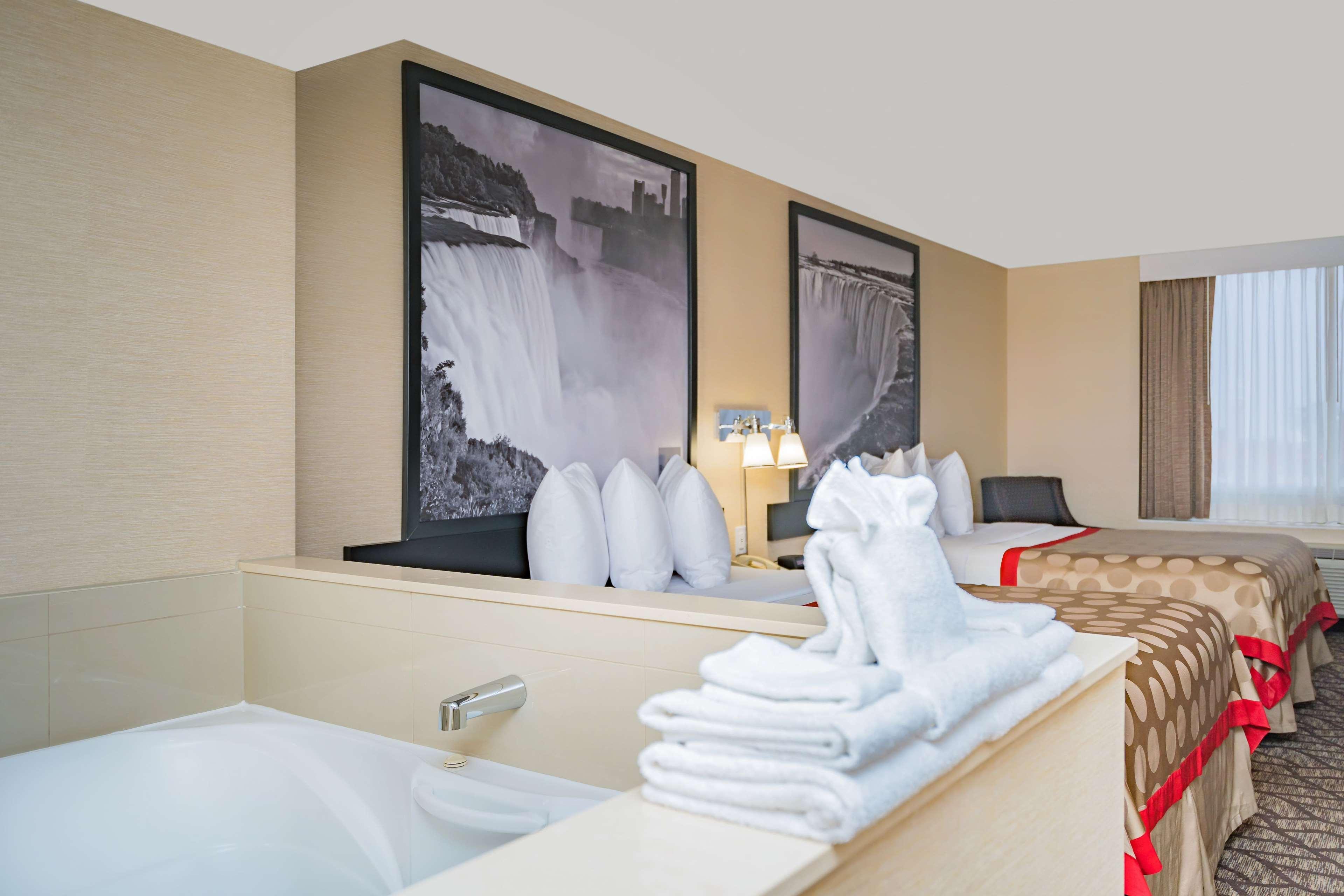 Ramada By Wyndham Near The Falls Hotel Niagara-Fälle